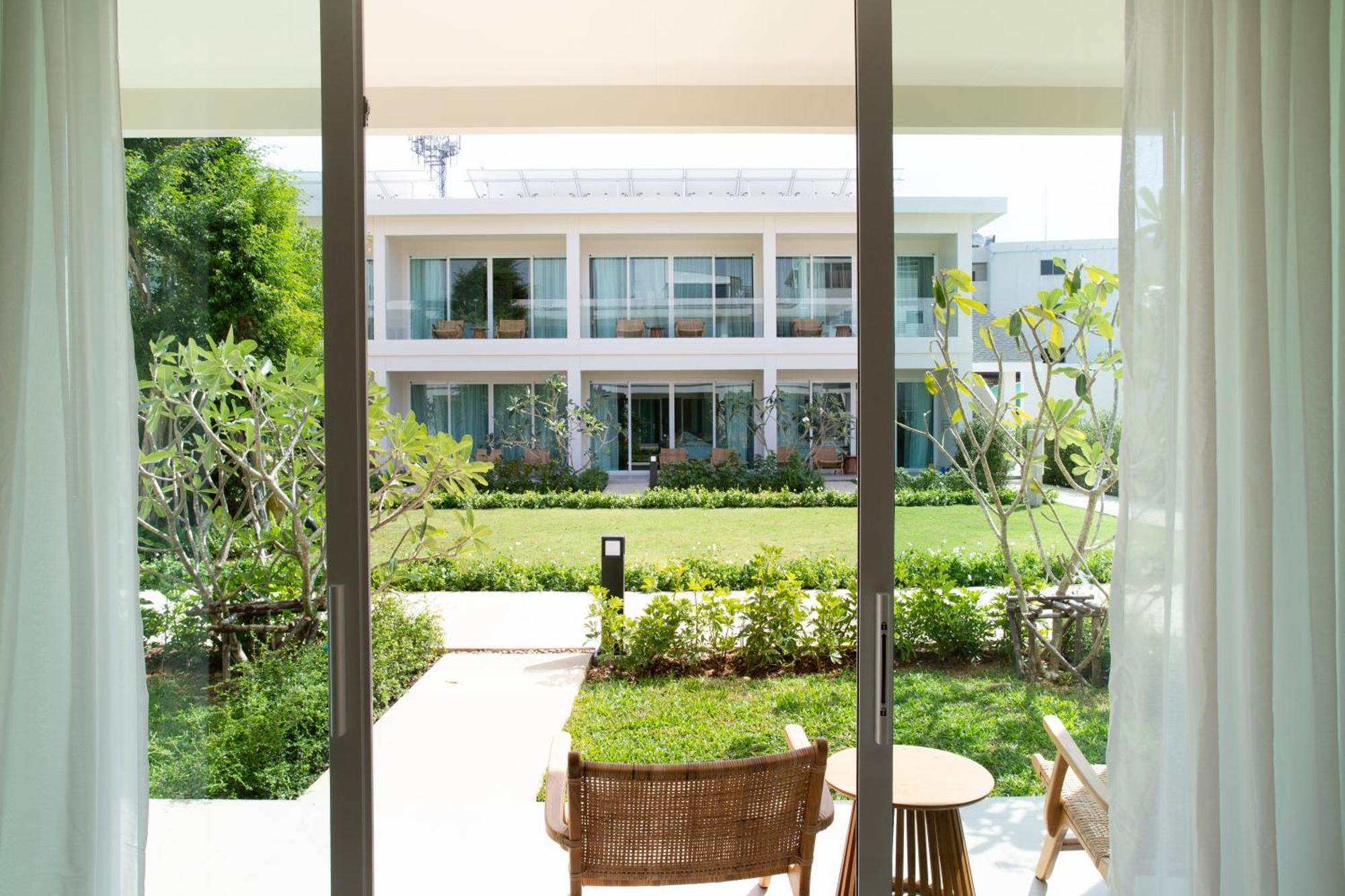 קטה ביץ' Niranapa Boutique Resort מראה חיצוני תמונה