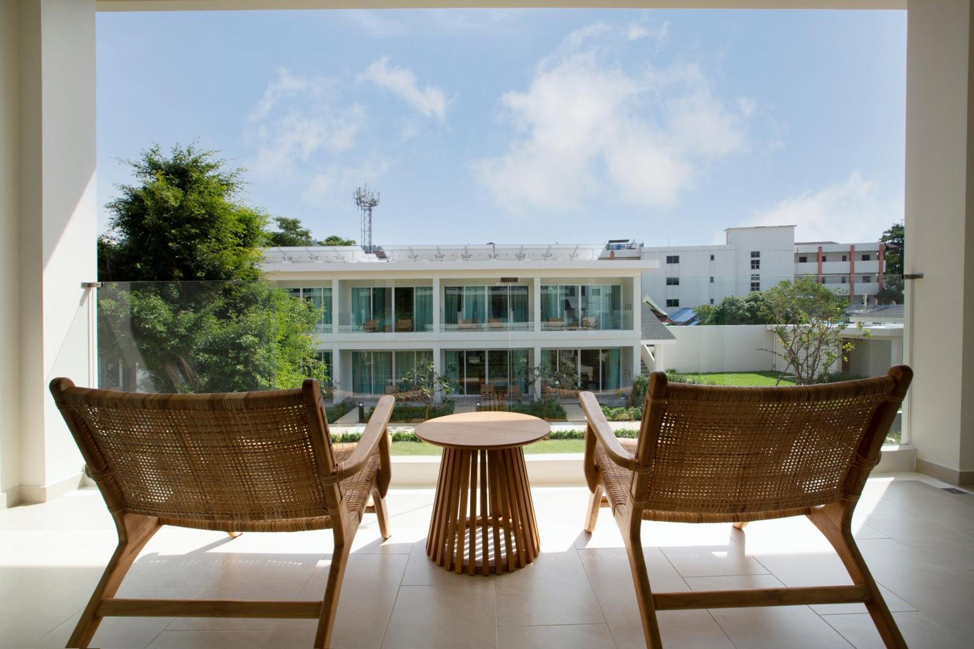 קטה ביץ' Niranapa Boutique Resort מראה חיצוני תמונה