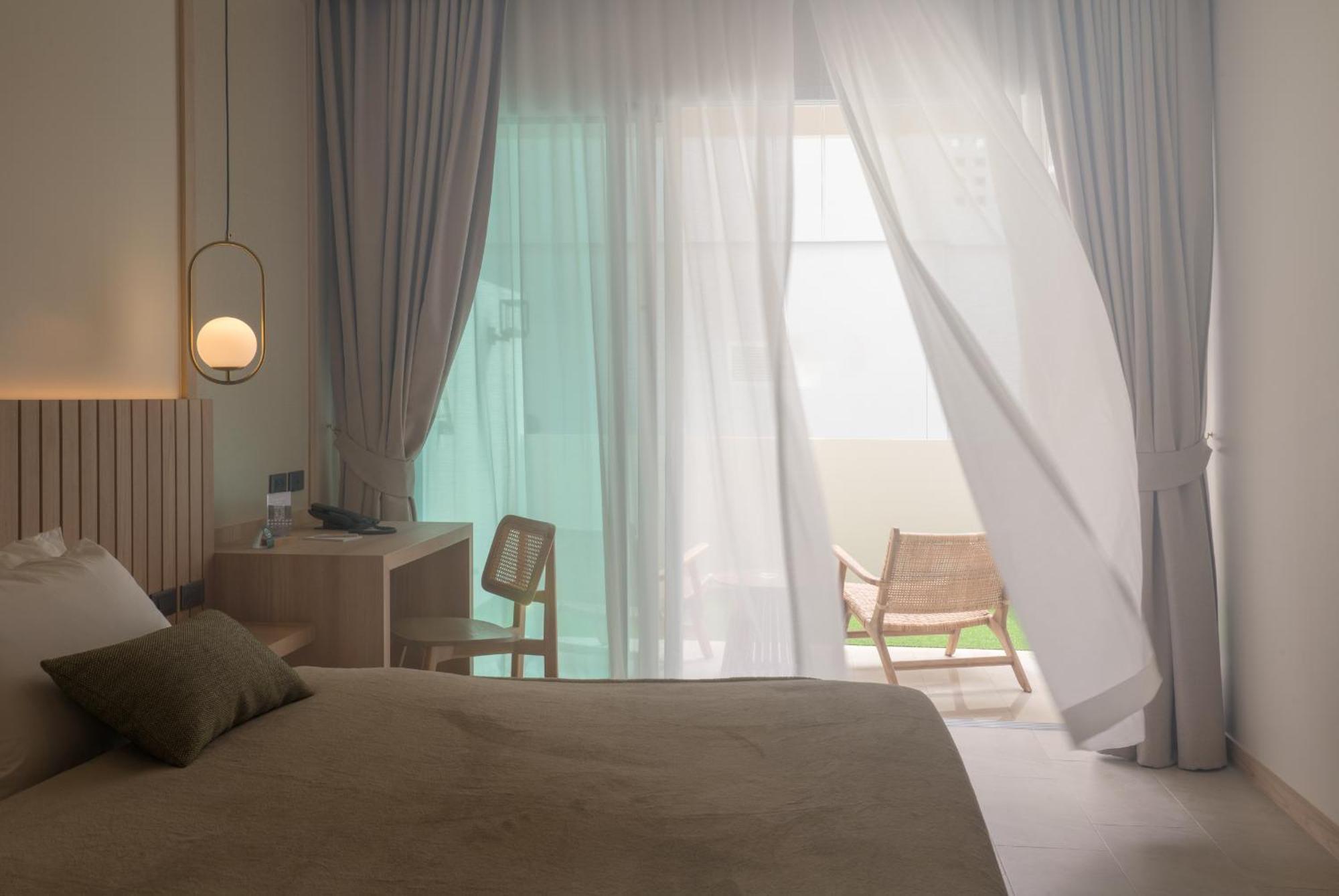 קטה ביץ' Niranapa Boutique Resort מראה חיצוני תמונה
