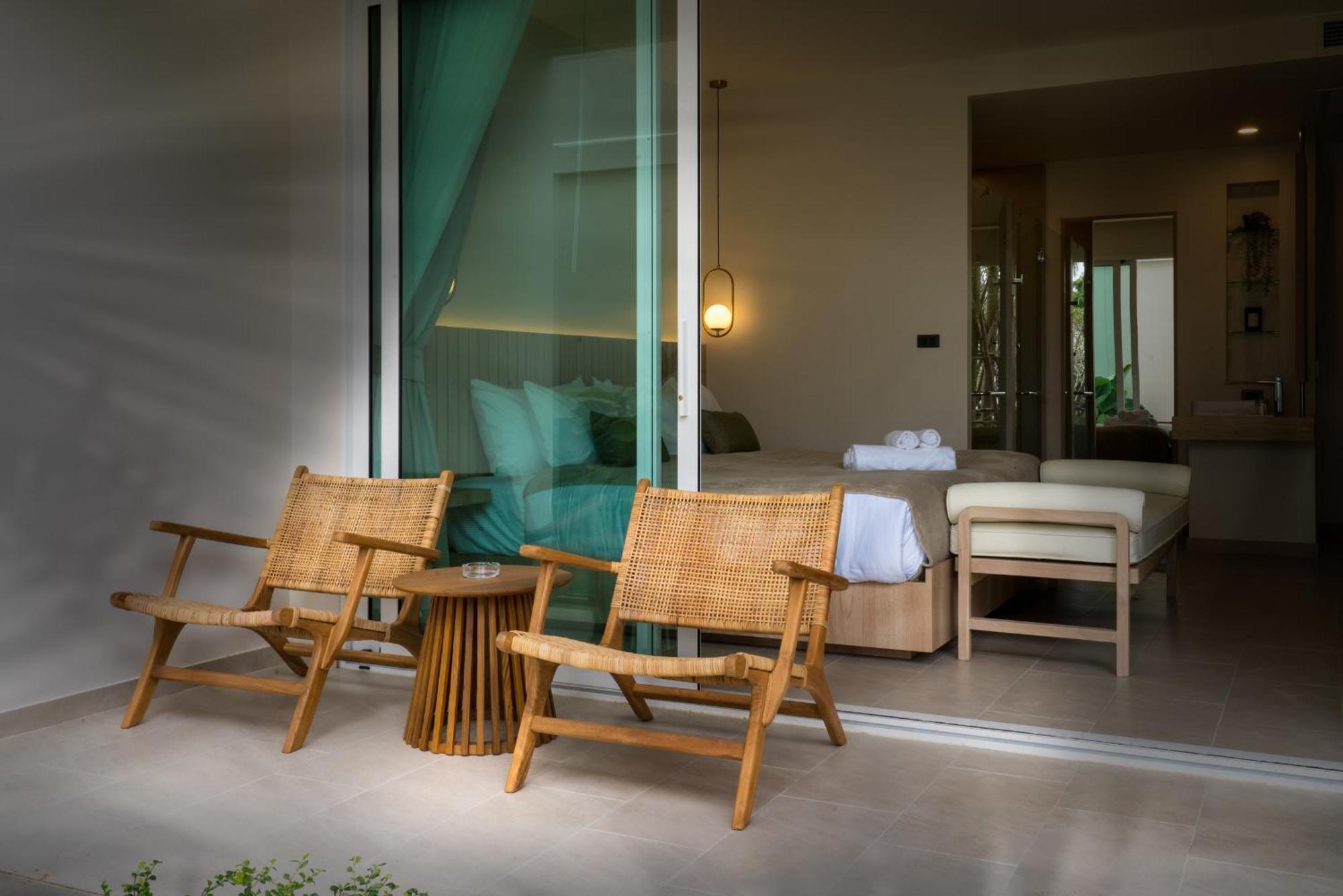 קטה ביץ' Niranapa Boutique Resort מראה חיצוני תמונה