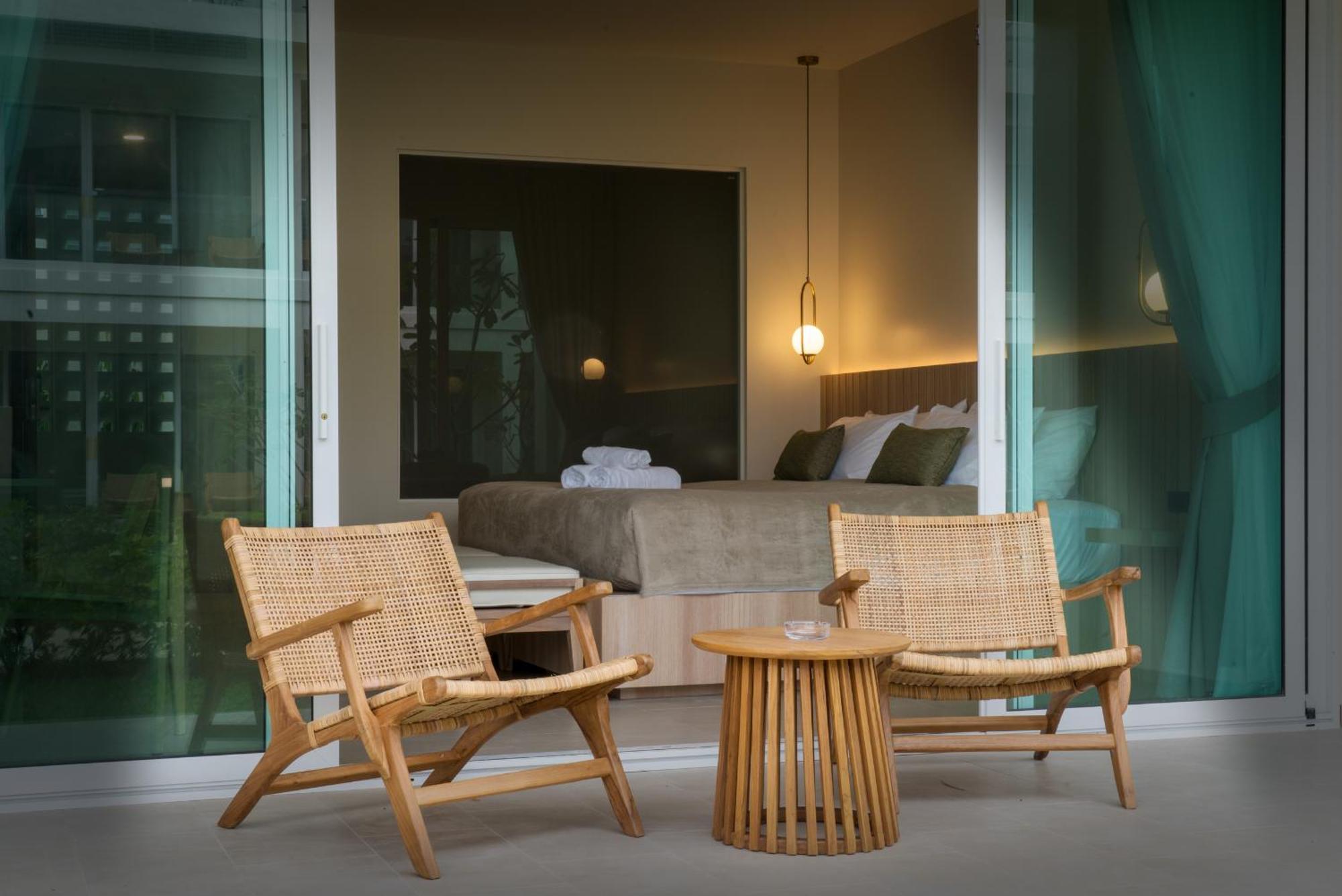 קטה ביץ' Niranapa Boutique Resort מראה חיצוני תמונה