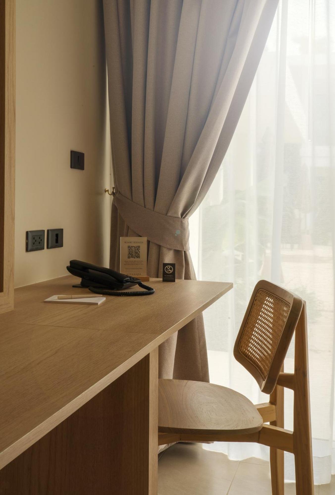 קטה ביץ' Niranapa Boutique Resort מראה חיצוני תמונה