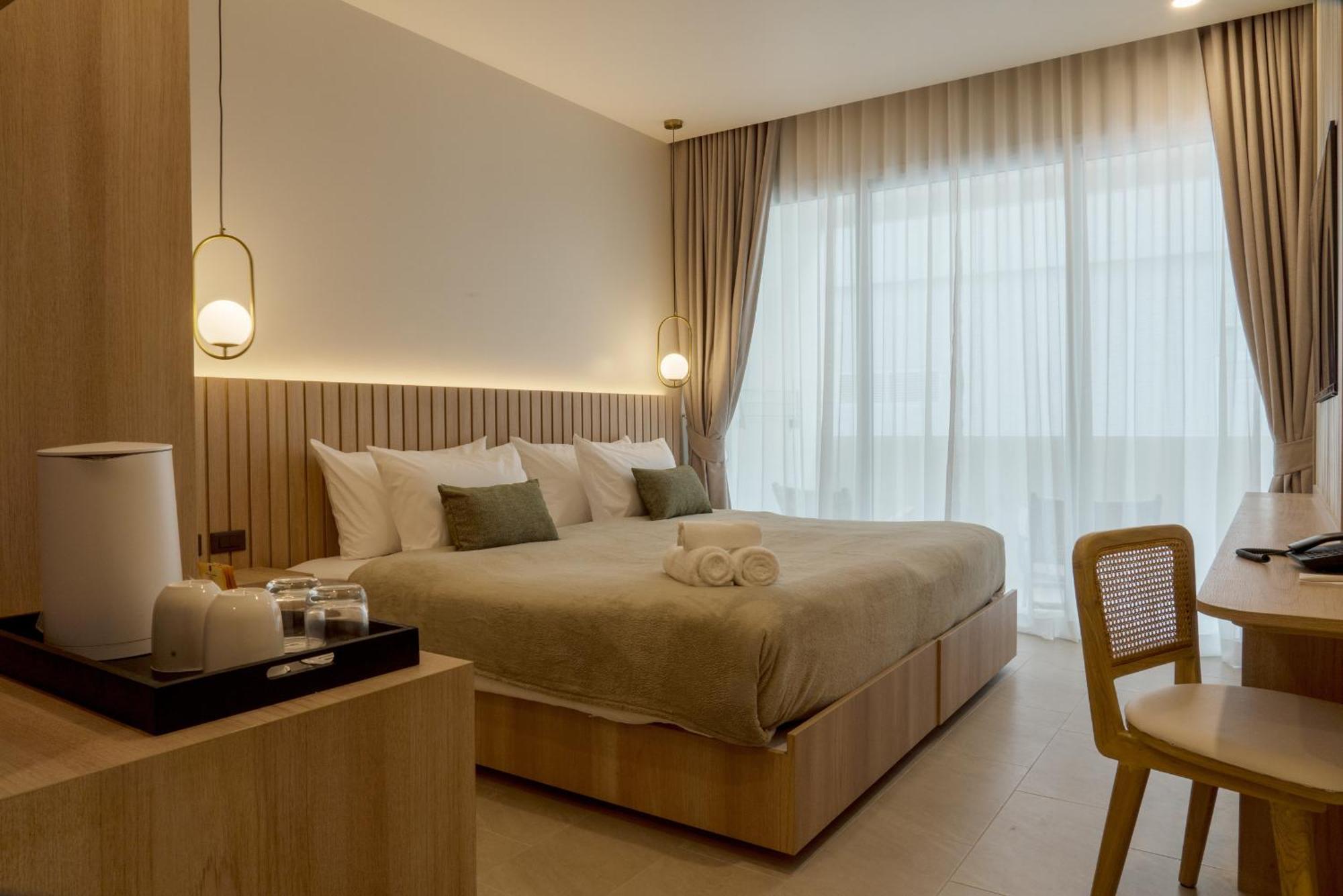 קטה ביץ' Niranapa Boutique Resort מראה חיצוני תמונה