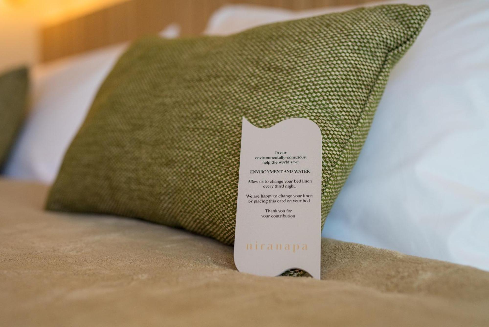 קטה ביץ' Niranapa Boutique Resort מראה חיצוני תמונה
