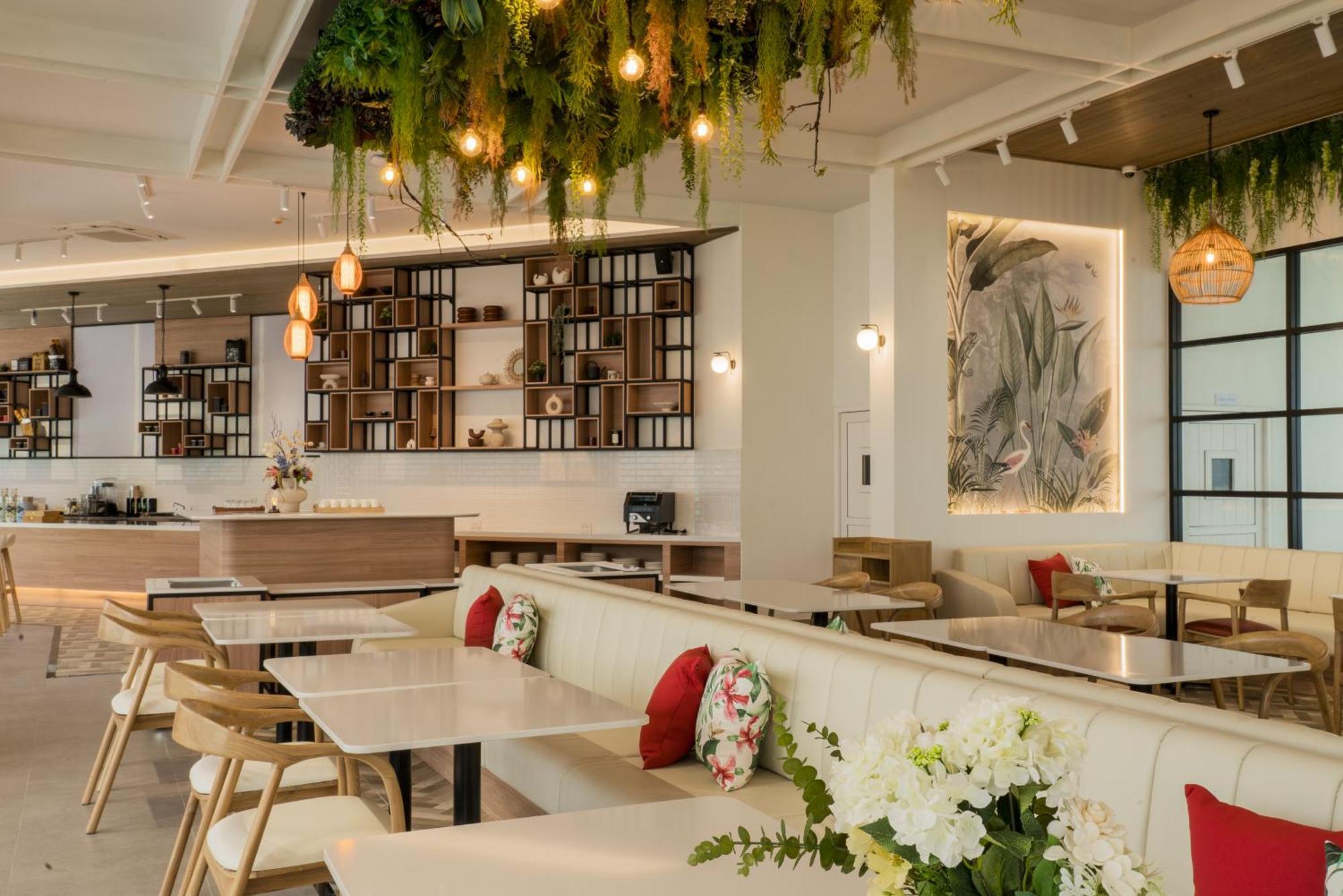 קטה ביץ' Niranapa Boutique Resort מראה חיצוני תמונה