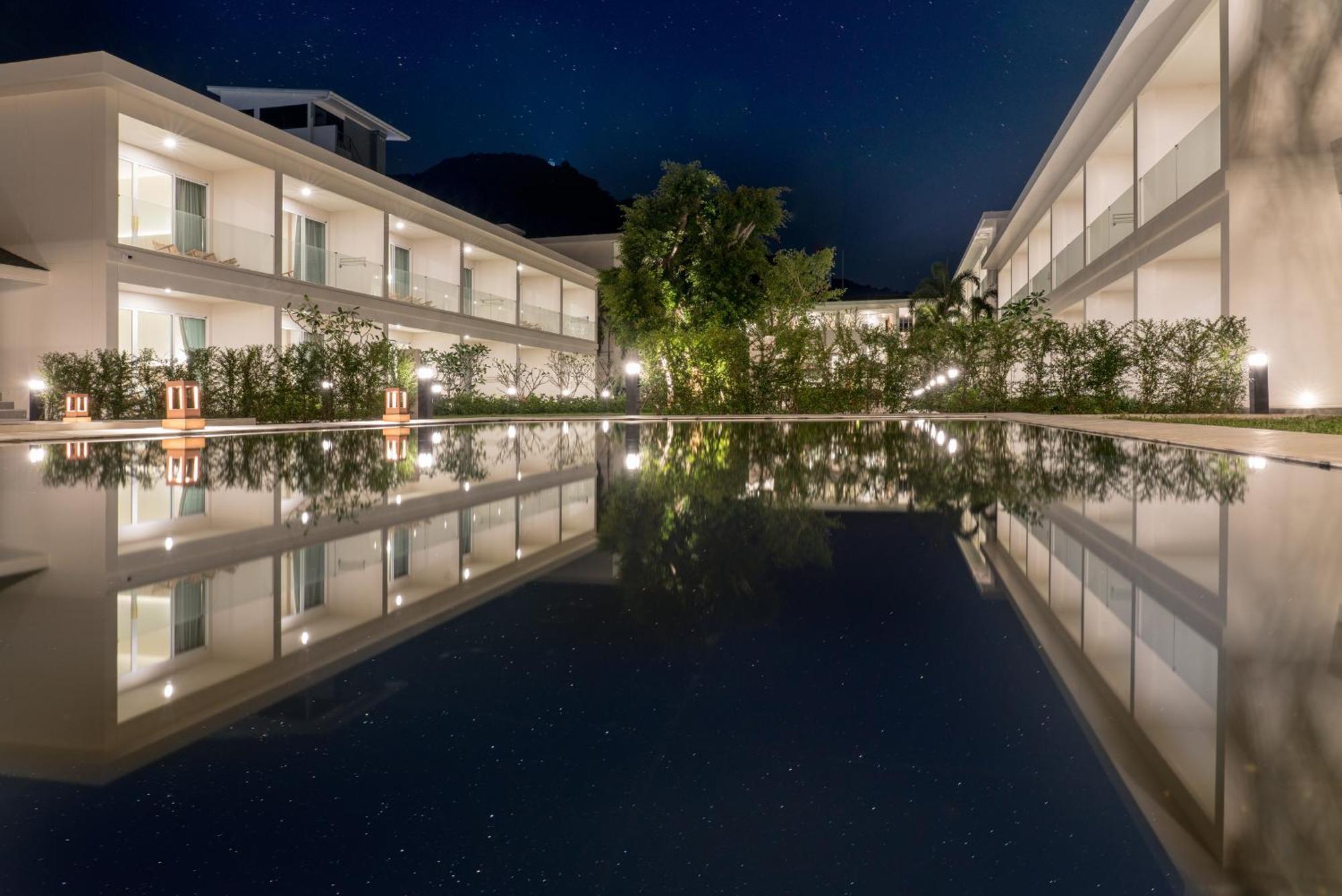 קטה ביץ' Niranapa Boutique Resort מראה חיצוני תמונה